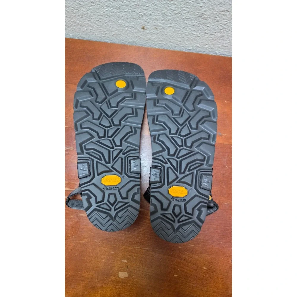 NWOT Luna Sandals Mono Winged Edition Men 9 Women 11 Black Vibram Hiking Sandals